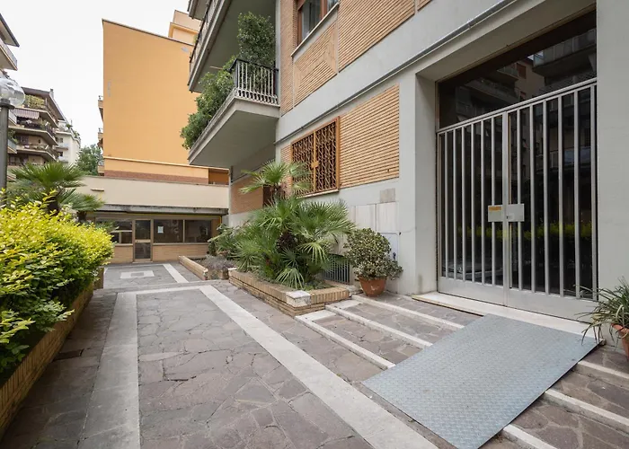 La Dimora Del Vagamondo - Ingresso In Comune Apartamento Roma
